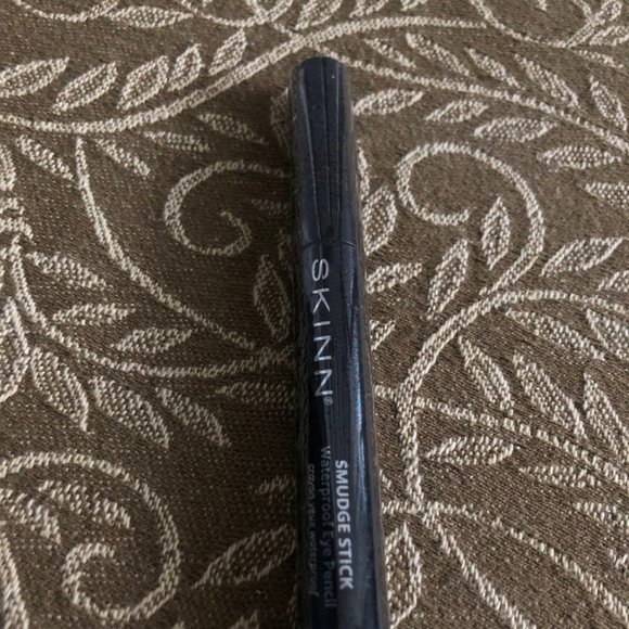 SKINN Smudge Stick EYE liner PENNY - Picture 2 of 4